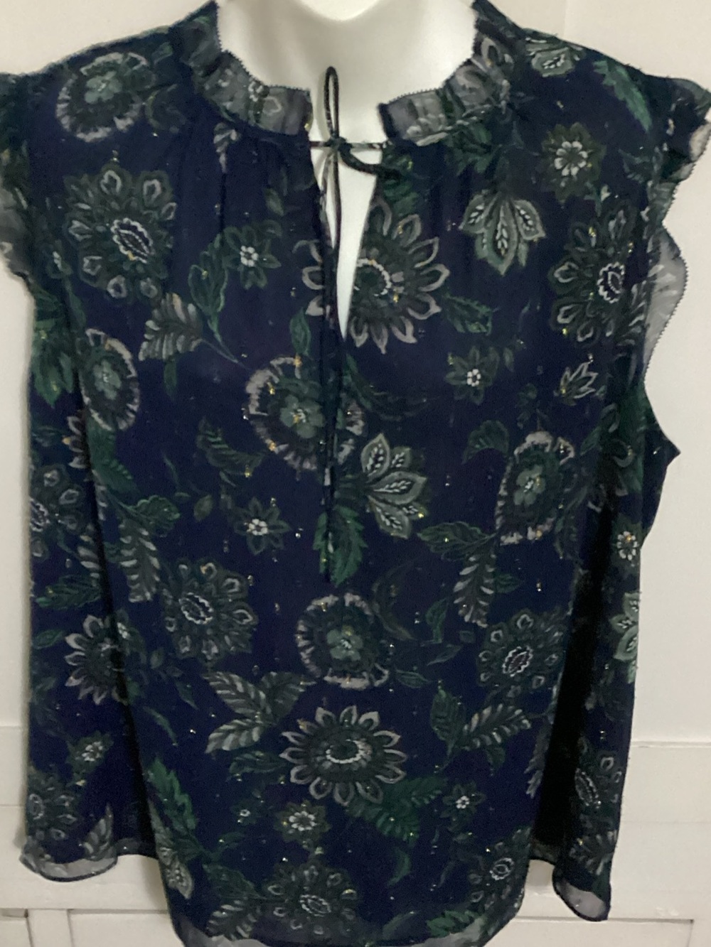 Lane Bryant Navy Floral Sleeveless Tie-Neck Top size 22-24